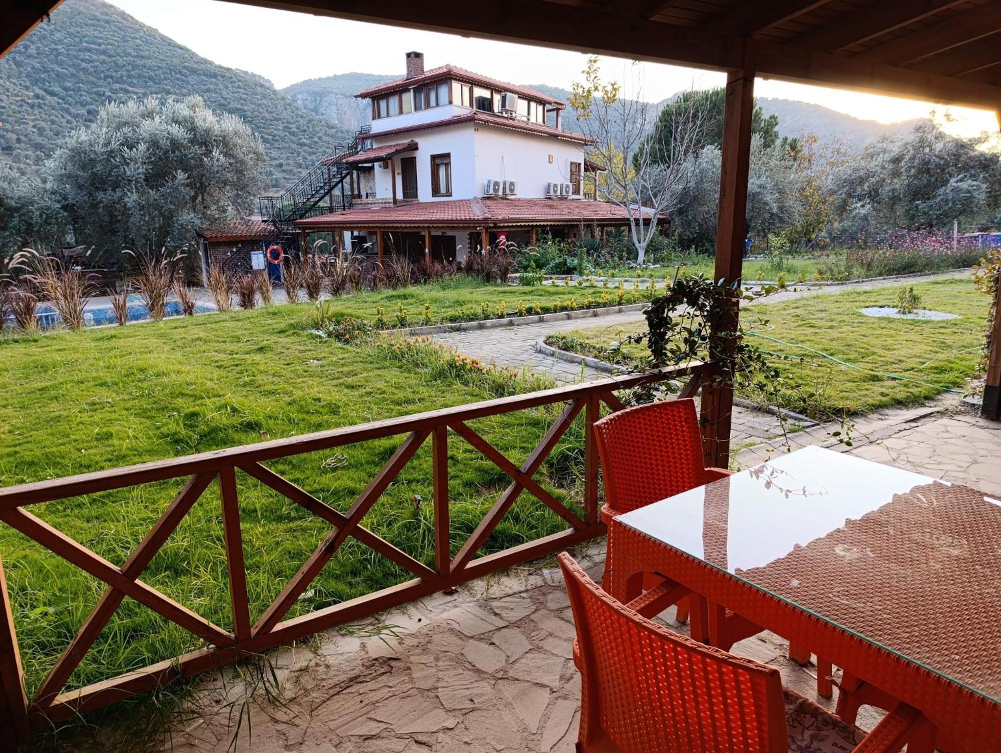 Tas Evler Butik Otel Sirince Esterno foto